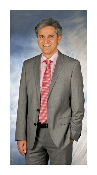 Wolfgang Simon